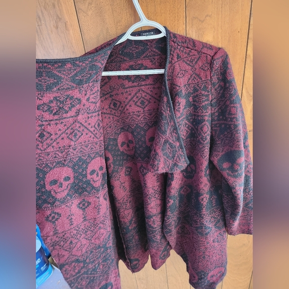 Torrid Cardigan, Skull motif, size 1 - Picture 2 of 4